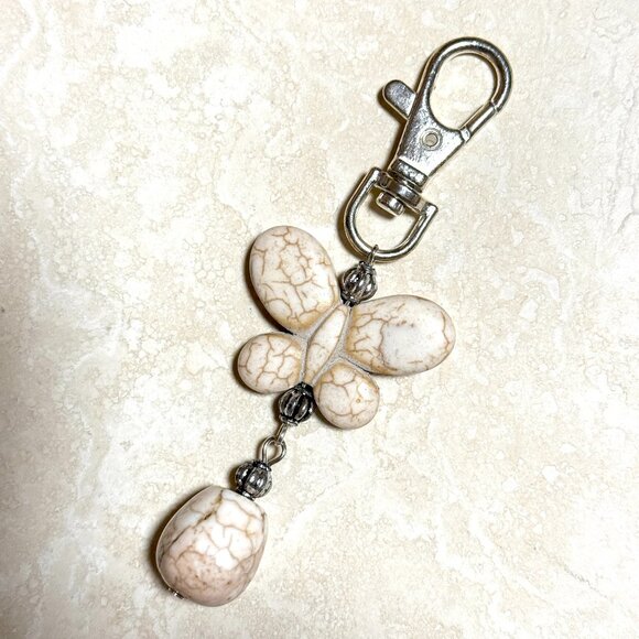 2/20$, Butterfly Key Charm / Purse Charm with Genuine Magnesite Gemstone - Picture 1 of 10